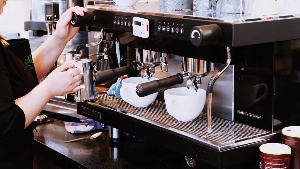coffee shop coffee shop