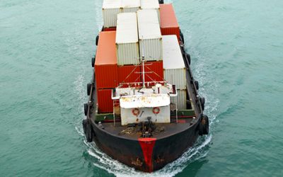The e-Commerce Conundrum: In-house vs. Third-party Shipping