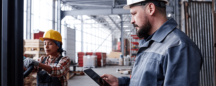 How to Improve Warehouse Management: 6 Tips to Try Right Now